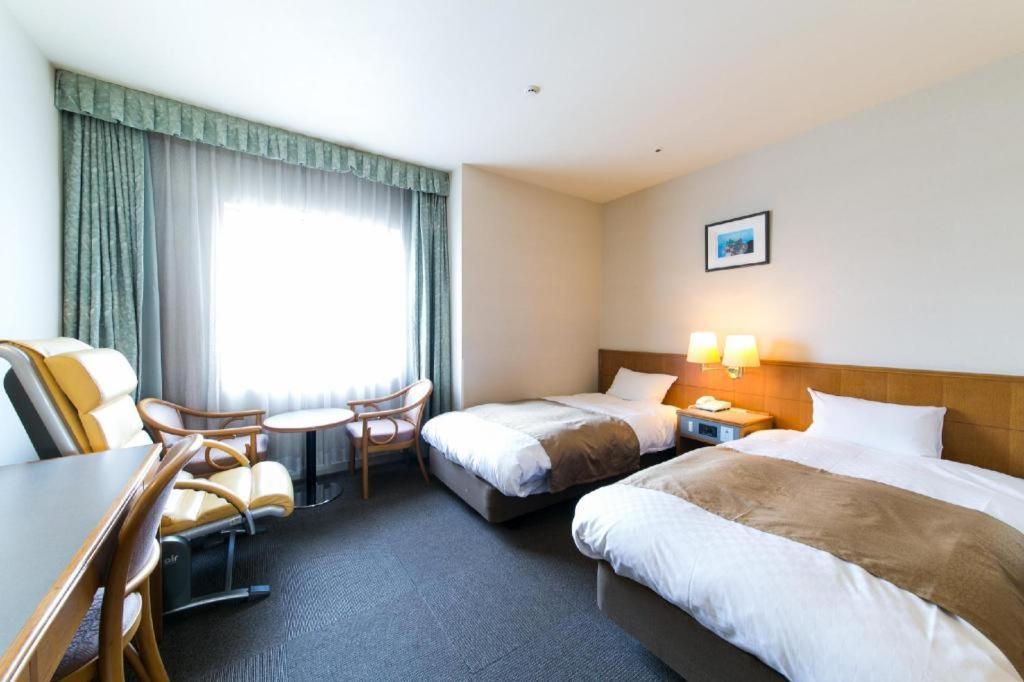 Pearl Hotel Ota Isesaki Екстер'єр фото
